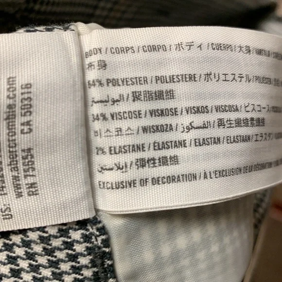 Abercrombie & Fitch Shorts - Picture 6 of 8